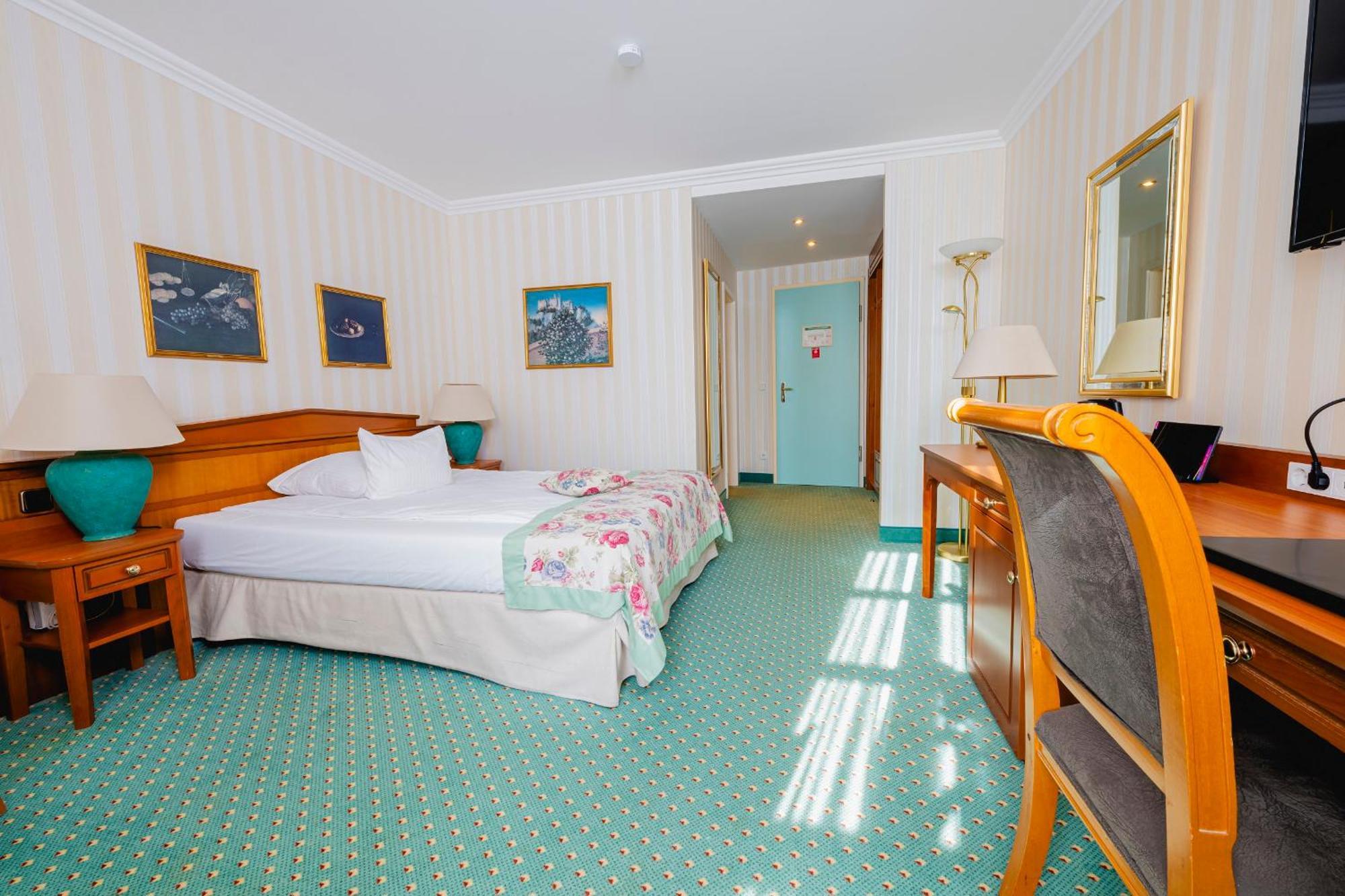 Hotel Am Schlosspark Gotha Quarto foto