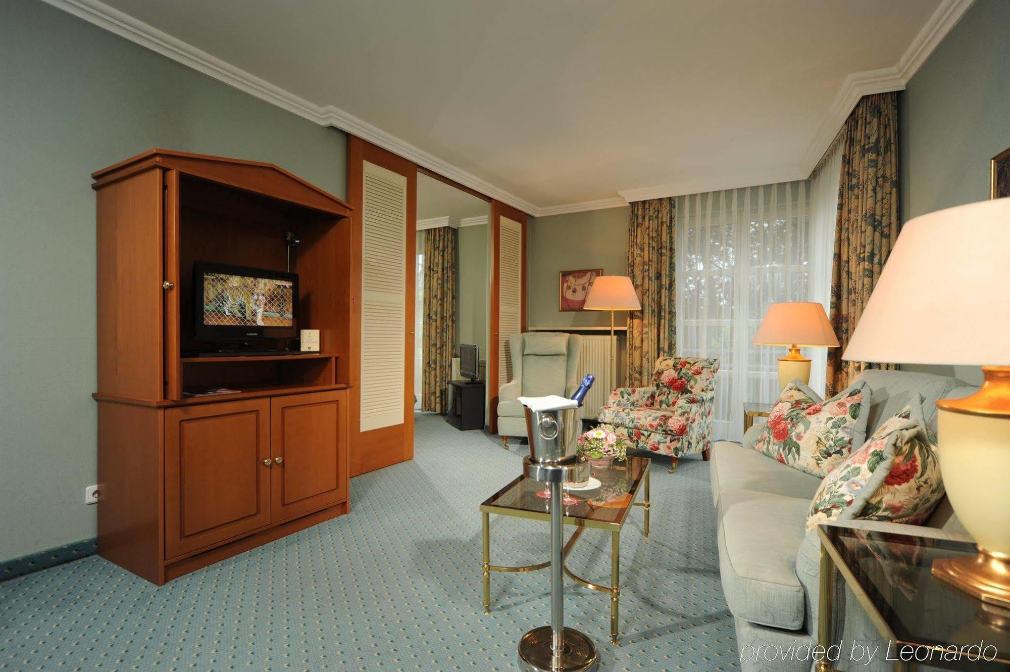 Hotel Am Schlosspark Gotha Quarto foto